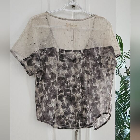 Urban Outfitters Sheer Patterned Blouse - Picture 3 of 5